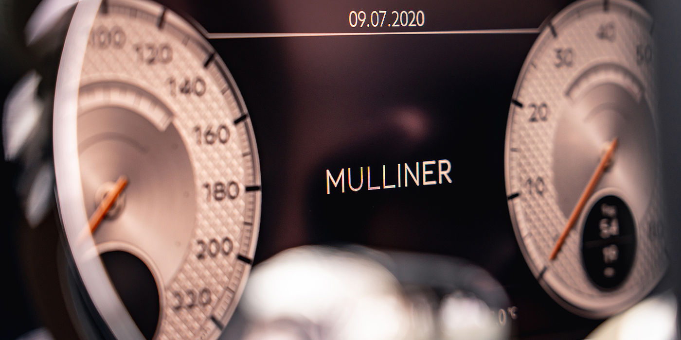 Bentley Cairo Bentley Continental GT Mulliner coupe Mulliner dial detail